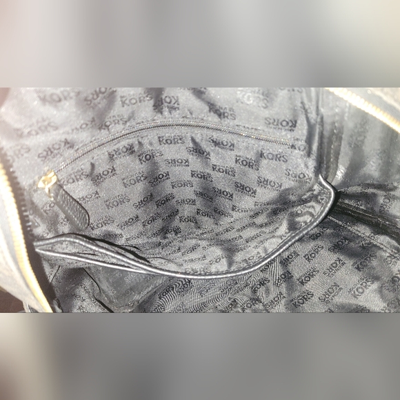 Michael Kors Pre-loved Backpack - Picture 5 of 7